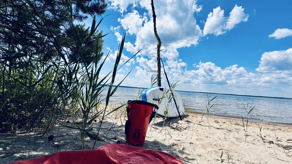 FHimpel's tweet photo. Locker in das Wochenende gleiten...☀️🍸🤘🏽. https://t.co/jhoST1XX4L