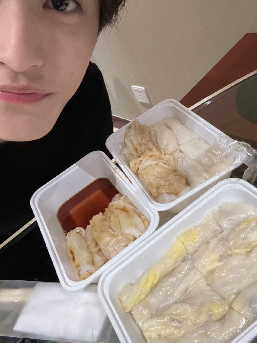mybelovesun's tweet photo. 250620 #MARK #마크 weibo update

😋 https://t.co/CrZgIWfObh
