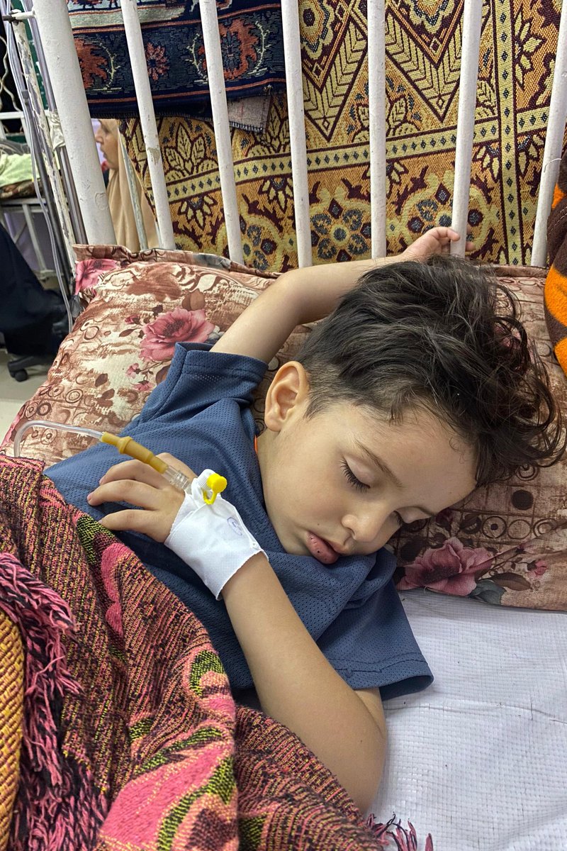 Rozana_0l's tweet photo. My son is battling severe anemia, and his small body is getting weaker day by day.

Please contribute even $10 to save my son. Donate, I trust you. https://t.co/WTEBTDwhZW