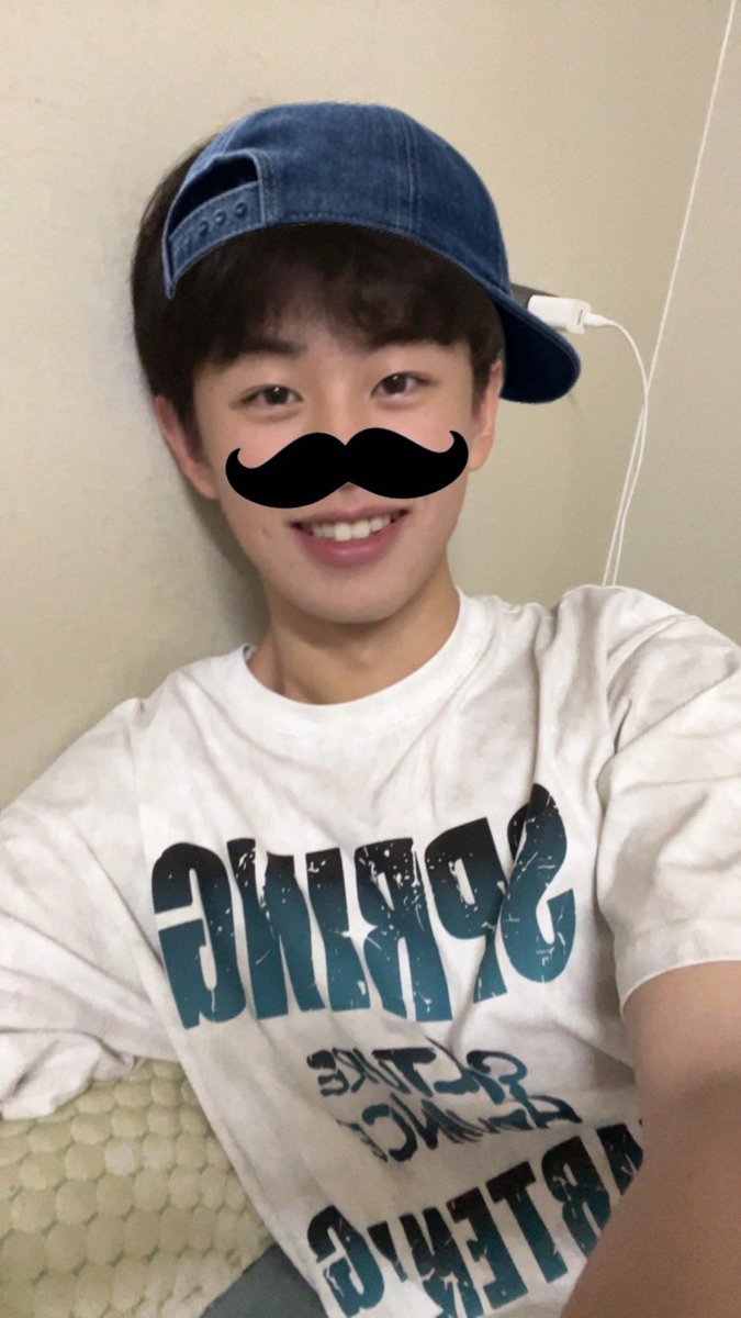 Baii2007's tweet photo. 很久没经营唐氏生活了 #男高中生 #奶狗弟弟 https://t.co/Eapn8sPpu0