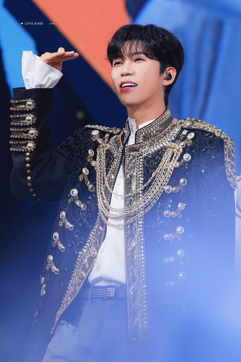 hero_everstar's tweet photo. 주인장 기준 베슷흐 스타일 https://t.co/mGSOFKSjeo