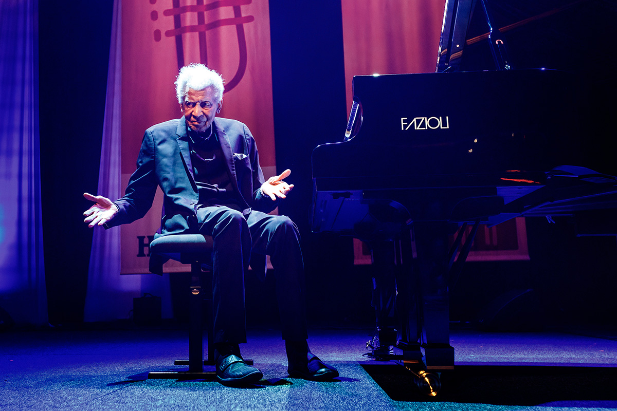 CTJazzFest's tweet photo. Remembering Abdullah Ibrahim (1934–2026) 🎹🕊️

This week, we found a pictorial tribute by Mike Mzileni, published for espAfrika. One of the photos is of Abdullah Ibrahim in 1998. It's amazing to see this photo next to the moments captured at the 2026 CTIJF.

#AbdullahIbrahim https://t.co/mbomC3etX8