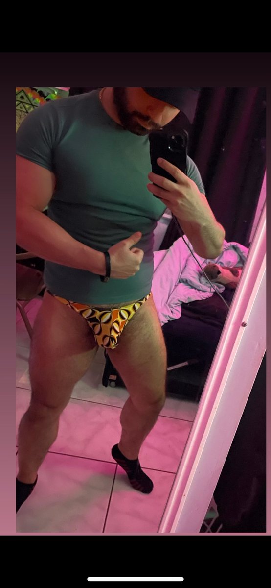 ronnie_m's tweet photo. Took this two weeks ago. Wore this thong to the gym twice in a row π½
Love this print from @Thong_pr
Follow me on Instagram: https://t.co/jyYTqXWfV4
#latino #buffguys #thonger #thongfetish #hombresentanga https://t.co/SUDCcoHbyP
