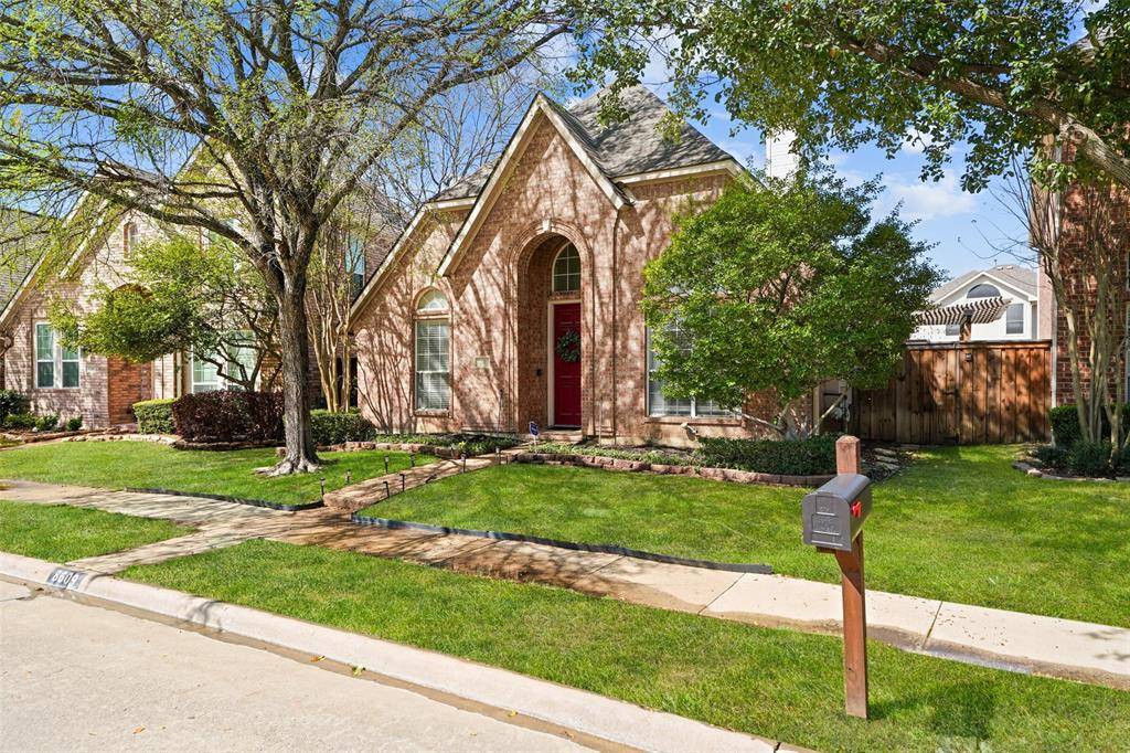 krushjones's tweet photo. New Listing Price: $475,000
8609 Old Oak Drive, Irving, TX 75063 is a fantastic property with 3 bedrooms and 2.0 bathrooms.
See more here: https://t.co/TBGxSbmNkQ https://t.co/ImeATlO6U2