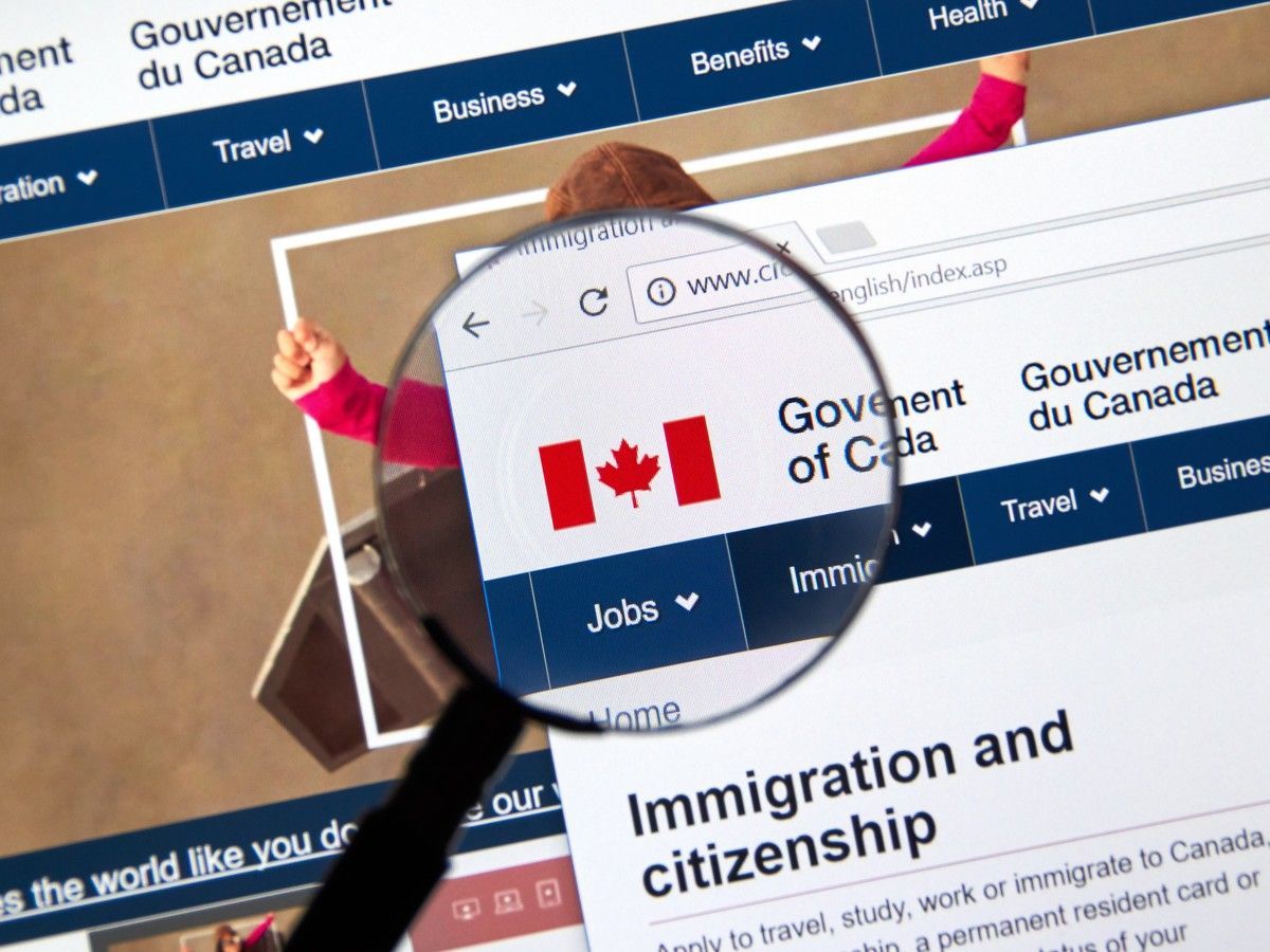 nationalpost's tweet photo. FIRST READING: Immigration rates still at generational highs, even if population shrinking https://t.co/MNrixS4ul6 https://t.co/EDgMCITyhw