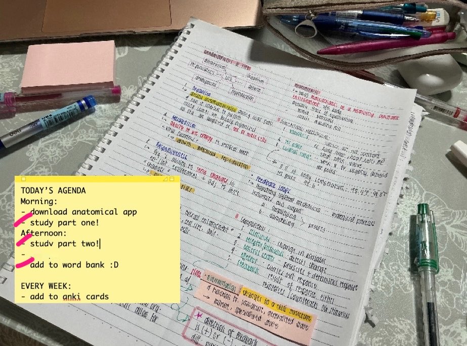 lavaiosa's tweet photo. 📑 #aiccountability log 061926
- FINALLY got to study a bit longer 🤓 & was able to recall a few things!
- wrote on paper because wala kaming ink 😢 but it’s okay kasiii i missed writing HUHU
- trying to expand my vocabulary so i jot down unfamiliar words
- yay! #consistency https://t.co/UiT15RDPgy