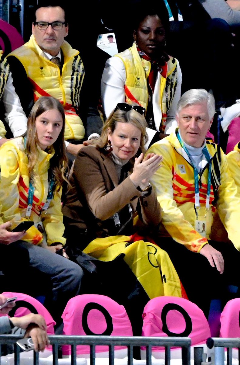 royalchildren_'s tweet photo. #KingPhilippe #QueenMathilde and #PrincessEleonore of Belgium attend the semifinals and finals in the men's and women's speed skating mass start events, on day fifteen of the Milano Cortina 2026 Winter Olympic Games, in Milan, Italy 🇮🇹⛸️ -February 21st 2026.
.
📷 : @MonarchieBe https://t.co/PH1E7DbYje