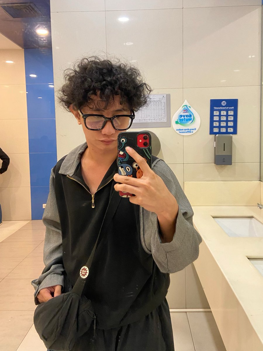 keithmemore_'s tweet photo. mandatory cr mirror selfies https://t.co/cO2Jt3hE0A