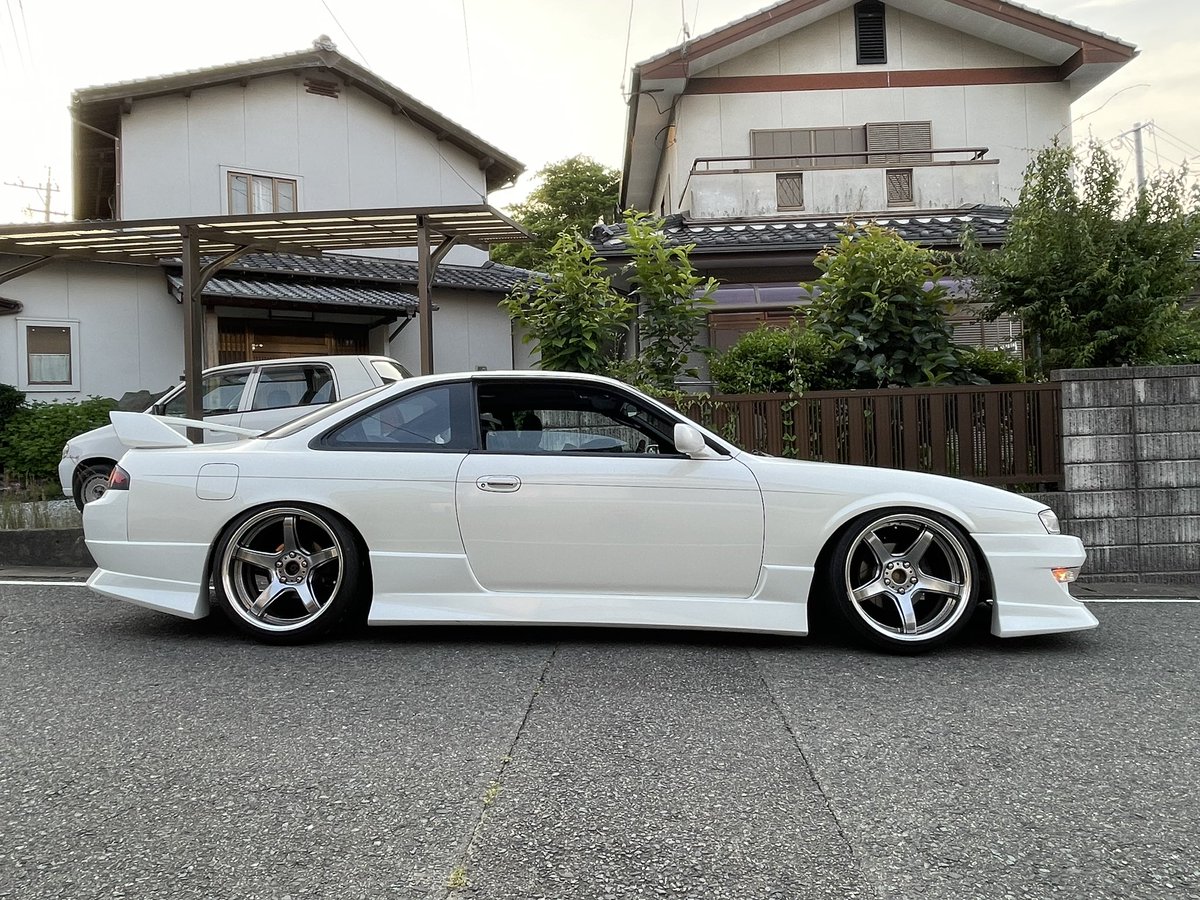 eee14dayo's tweet photo. #あなたのホイール教えて見た人もやる 

T5R2P 好きすぎてもうワンセット買ったけ
8本持ってることになる https://t.co/WEq7gNuV1o