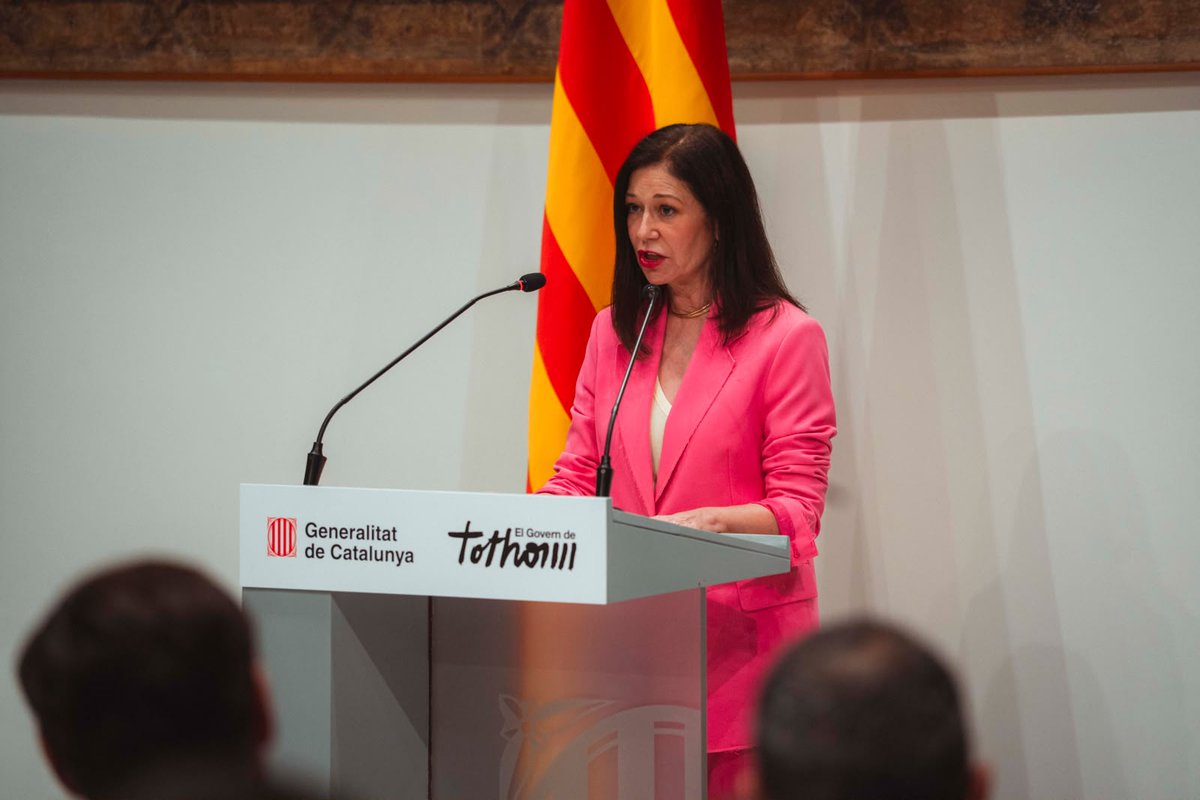 COFIDES's tweet photo. 🔴 COFIDES apoya el proyecto en Barcelona de @OQC_Tech para la apertura del mayor centro de computación cuántica del sur de Europa.

OQC ha cerrado una ronda de inversión cercana a los 300 millones EUR, en la que COFIDES ha invertido un total de 46 millones EUR a través de #FOCO. https://t.co/RDfrQkvvFo