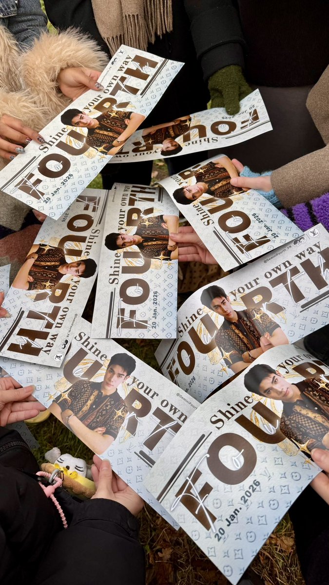 GeminiFourth_FR's tweet photo. FOURTH FRIEND OF LV
#LouisVuittonxFourth
#Fourthnattawat #โฟร์ทณัฐวรรธน์

Banners in the making… ⏳

What do you think the theme will be?

From lovingly handmade banners (before the fanbase existed), to the beautifully crafted banners designed by our team, what a journey it’s been!
We will always do our best to represent  French and international Khunnoos and to be there, supporting our Fourth every step of the way! 🇫🇷

We can’t wait to share this one with you! 🤩
