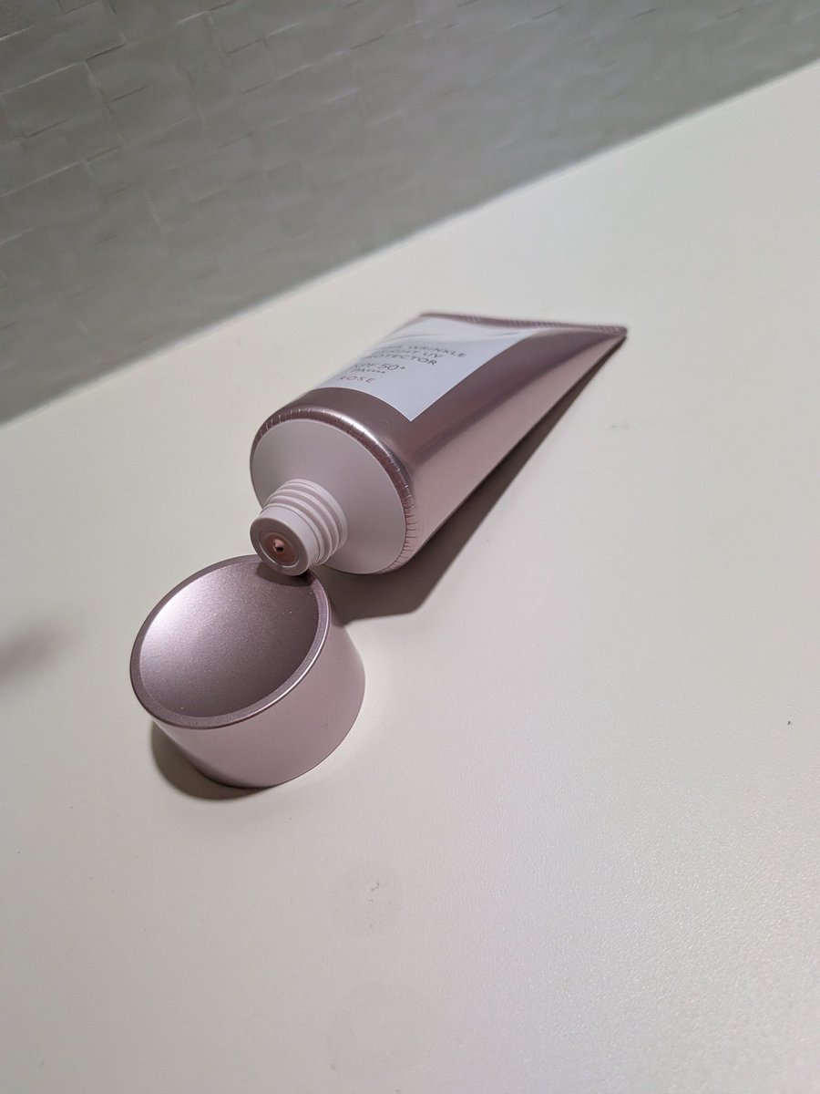 fonn106's tweet photo. オルビスの商品モニターに参加中です。

リンクルブライトUVプロテクターローズ

柔らかめのテクスチャー😆
伸びが良いため、ムラなく塗れたよ💕
ベタつき感もなく使いやすい😍

重たくなく、キシみも感じませんでした🙂‍↕️ https://t.co/MPsp3T5M0U