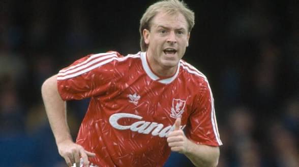 AnfieldLounge's tweet photo. Steve McMahon has been voted the 46th Greatest Liverpool player of all time https://t.co/uip1lMJ6Ap