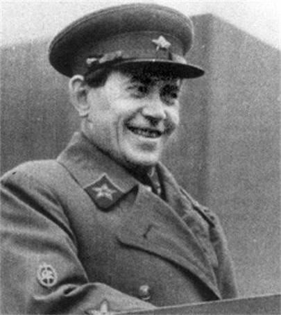 Balavoine123's tweet photo. @Goyslopper131 How the pretty socially conservatives eastern communists looked at the socially progressive western communists : https://t.co/JcHocFcBHe