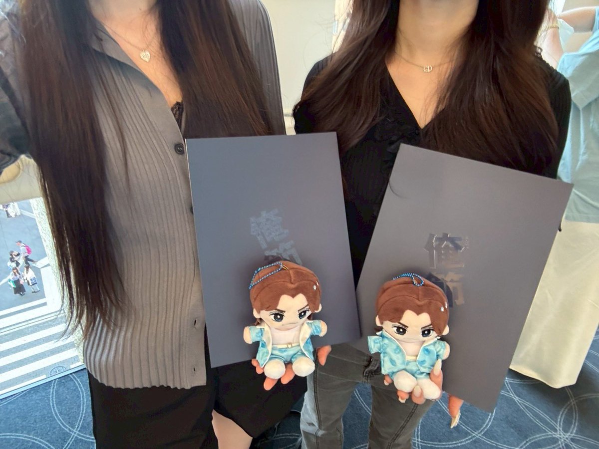 s_gchan's tweet photo. 6.13
「俺節」 私的初日🙂‍↕️💙

演者としてのげんたも最高にかっこよかった• _ •̥
千秋楽まで無事に駆け抜けられますように🥹✨ https://t.co/nZU3cvx6cA