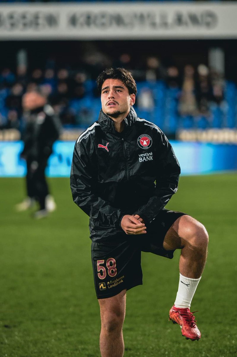 teamaralsimsir's tweet photo. İyi ki doğdun Aral 🇹🇷🎂 
Big man 24 ✨✨ https://t.co/F83kOjHhsT