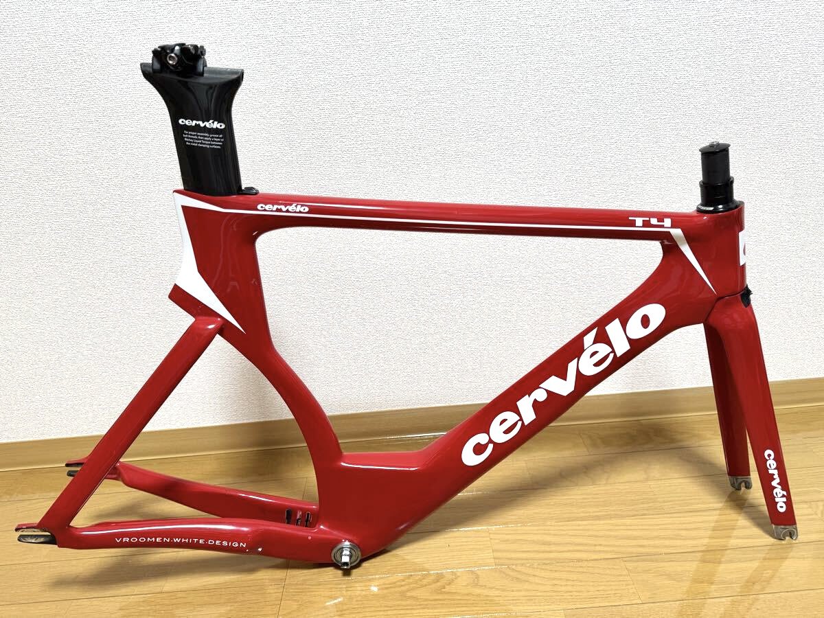 communionidn's tweet photo. Cervelo T4 track racing carbon frameset 54 size red/white color
*Used
Good condition
Price: Ask
#communionidn #communion #fnfjb https://t.co/H8YZrdFk2c