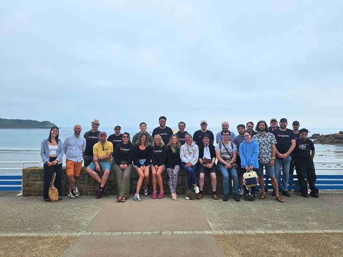 apizee's tweet photo. ☀️😎 Apizee Summer Party 2026

Cette année, cap sur Trébeurden pour une journée conviviale et ensoleillée.

Un vrai plaisir de se retrouver et d'échanger ensemble !

Merci à toute l'équipe pour cette belle journée 🧡

#ApizeeLife #summerparty #teambuilding https://t.co/ilqRi2M050