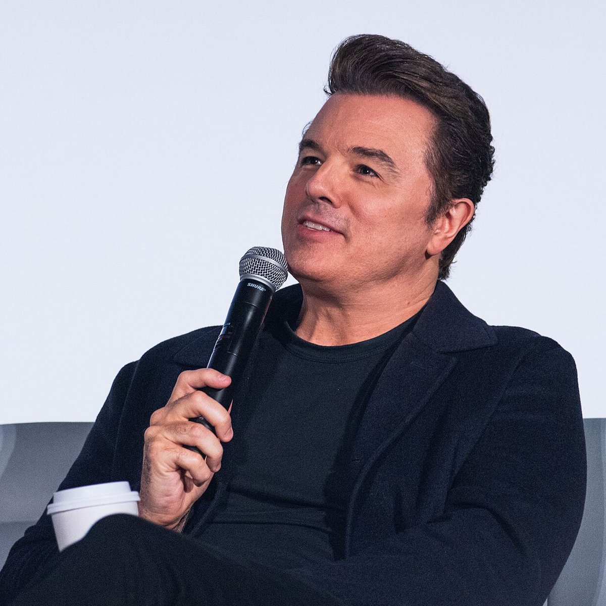 Dexerto's tweet photo. The live-action Dungeon Crawler Carl show has been officially greenlit at Peacock 

Seth MacFarlane will executive-produce the adaptation of the best-selling LitRPG book series https://t.co/jg0RROMuY8
