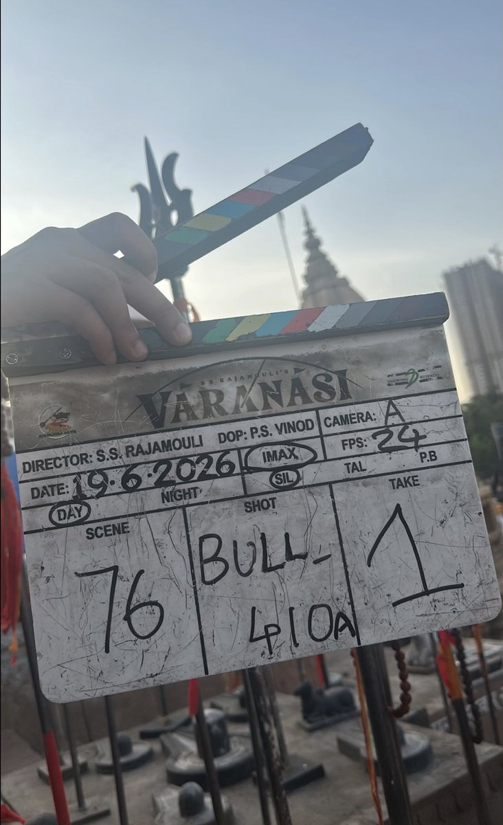 IamMaheshFan's tweet photo. VARANASI … Scene 76… Shot BULL ￼💥💥 https://t.co/C1VdigiCZk