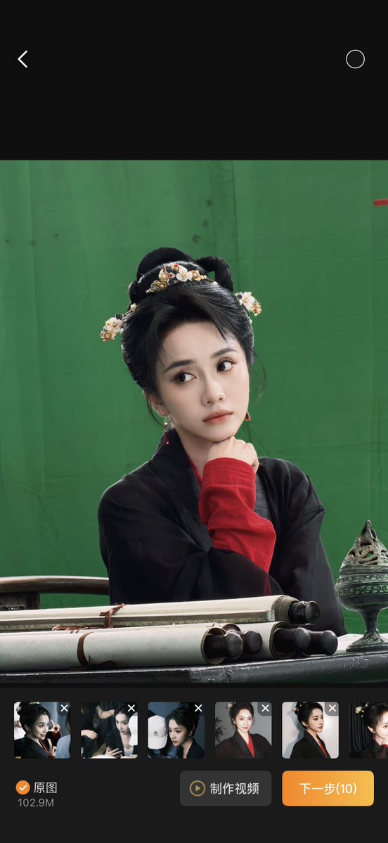 linboyangupdate's tweet photo. [📸] 260619 • xiaohongshu update: 

“Back from work and time-traveled home just in time to watch the show!”

(2/2) • #林博洋 #LinBoyang #Niki林博洋 https://t.co/061ims8o2N
