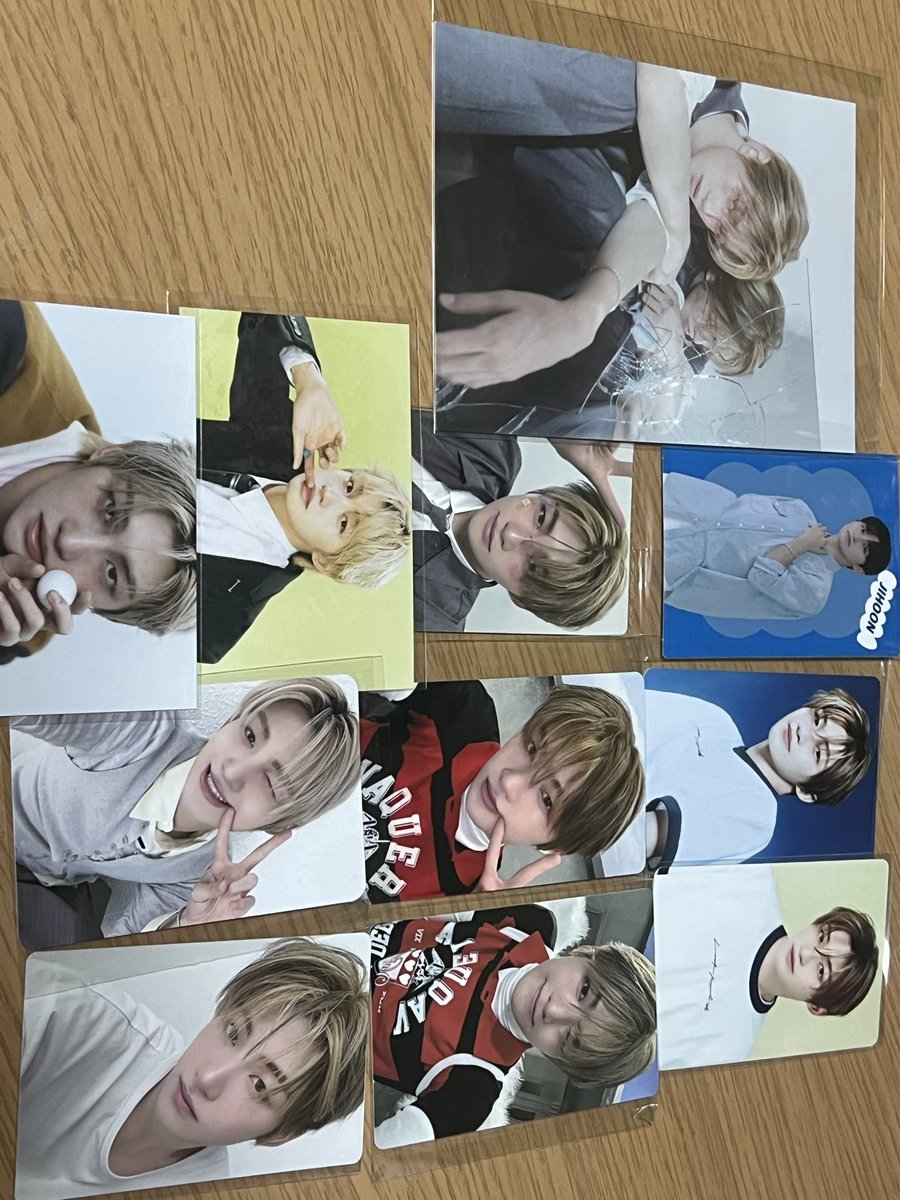 koguma__06's tweet photo. TWS play hard Weverse ユニバ タワレコ HMV 交換　NO TRAGEDY 

譲・・写真のもの

求・・ハンジン　同種>異種
　　下記記載　(Tシャツは1:2〜

⚠️特典トレカは同種

⚠️シニュくん比率1:2〜
           (Tシャツトレカ特典は1:3〜
⚠️条件いい方、まとめ交換優先

お取引→郵送のみ

#TWS
 
#交換 https://t.co/avMP8fwRwq