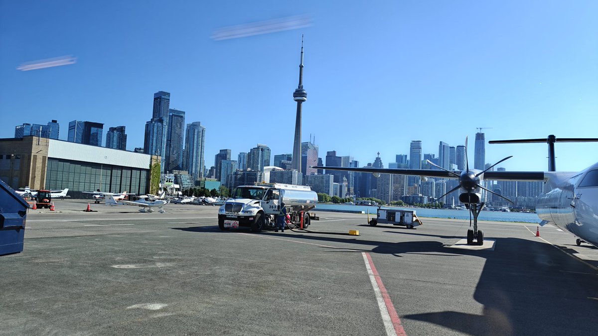 RMBJP4India's tweet photo. Billy Bishop Airport - One of the most beautiful Airports in the world! YTZ to NYC !! #BillyBishop https://t.co/L4C82WOQdi