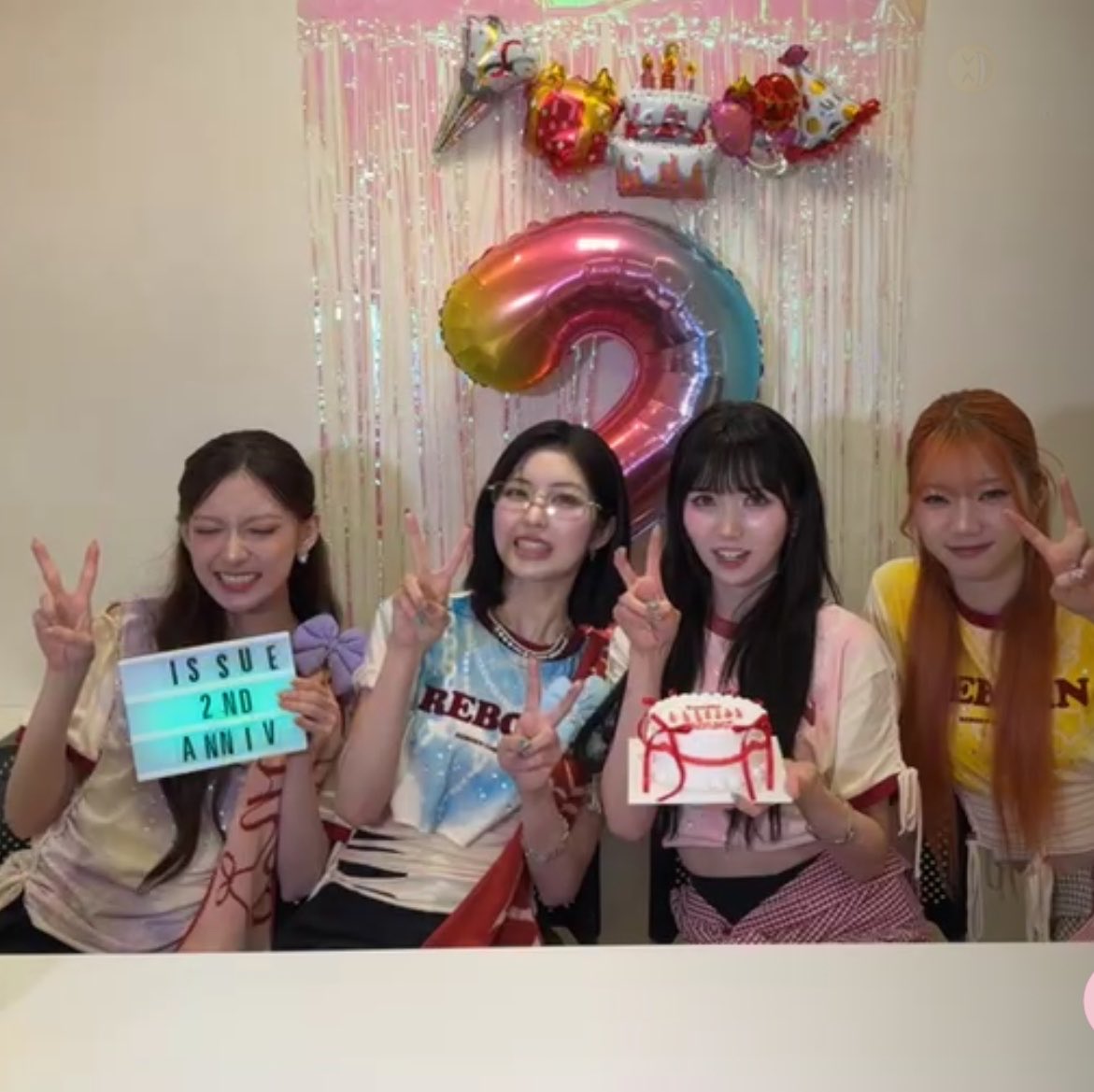 lov_cuu's tweet photo. インライ可愛すぎたー👼🏻🪽💕
2️⃣周年改めておめでとう🩷ྀི💛ྀི🩵ྀི💜ྀི https://t.co/4YB8TdYtPt