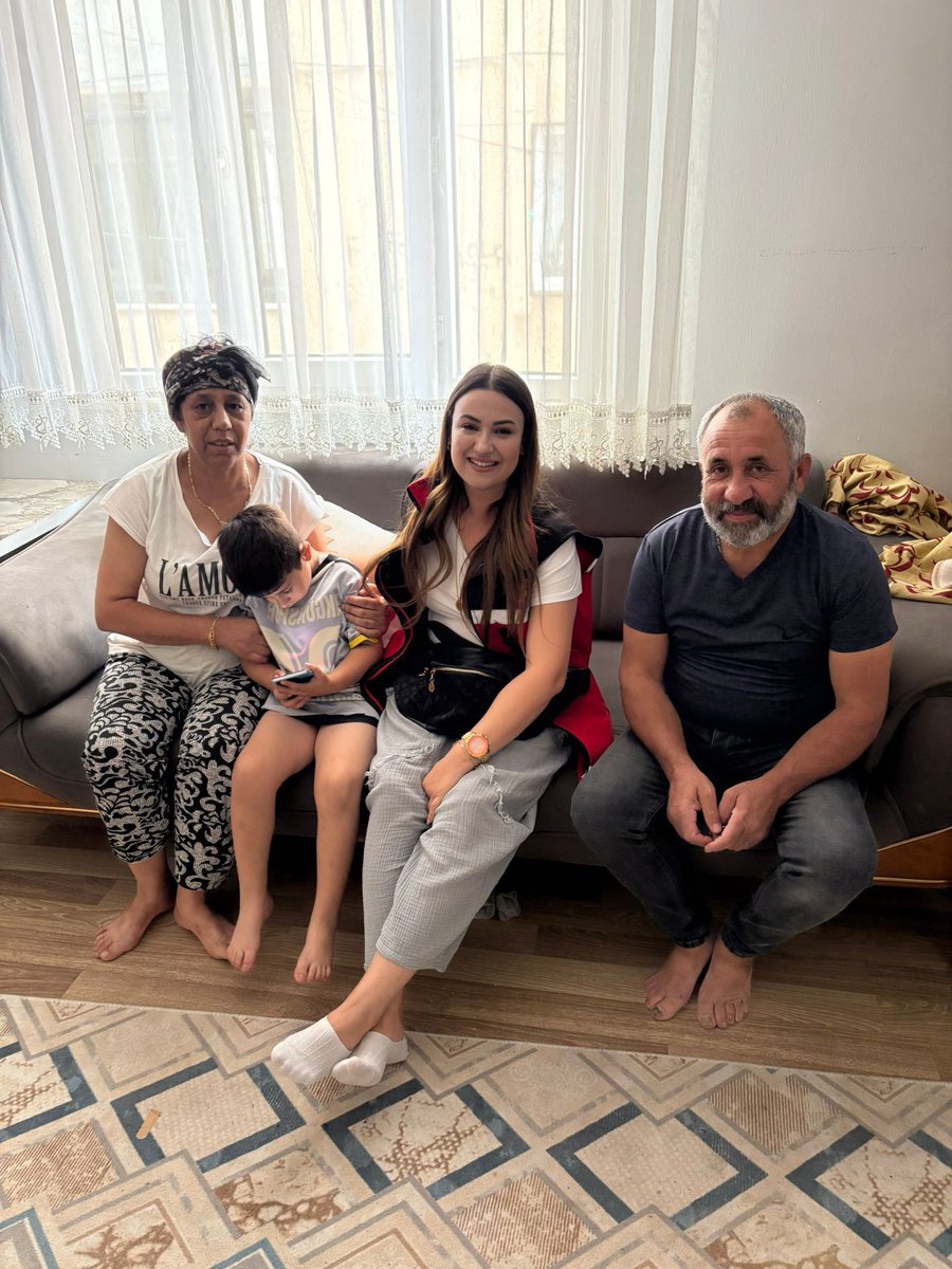 manisaash's tweet photo. Cumhurbaşkanlığı Genelgesi ile yürürlüğe konulan Roman Vatandaşlara Yönelik Strateji Belgesi (2023-2030) ve II. Aşama Eylem Planı kapsamında, Barbaros Mahallesi’nde saha çalışması gerçekleştirildi. https://t.co/GMlRbZ7fJY