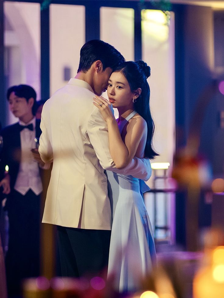 VinTheDrama's tweet photo. - Dynamite kiss https://t.co/nC1KZKzarS