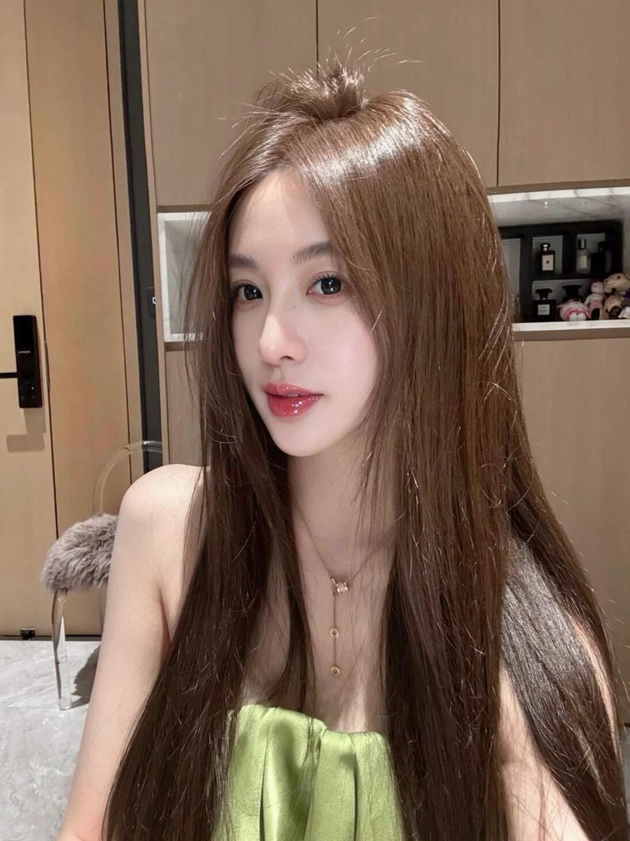 qqiiangs6's tweet photo. 本人已和平分手，正式宣布单身，回归推特，这次破防算我输�� https://t.co/oQBhljWSfa