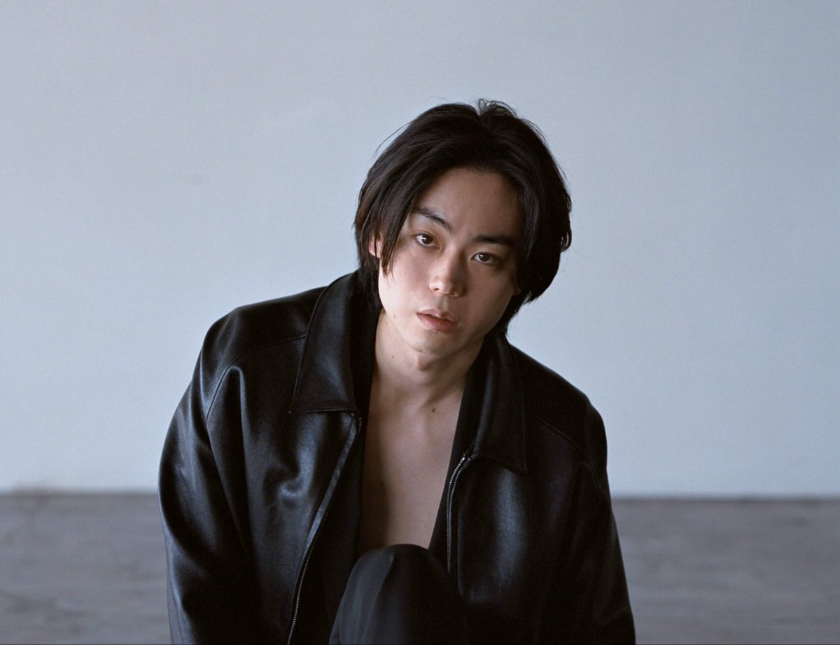 kapi19para's tweet photo. 共通点あるかな？色白系？🤣
#好きな男の顔4枚並べるとタイプがわかるらしい https://t.co/18U90J6BYD