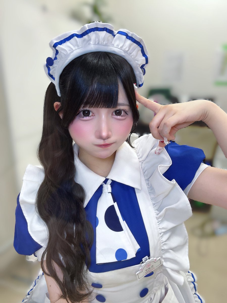 maid_lovely's tweet photo. 明日の天気は……雨、かなあ？ https://t.co/U8bX3Atfeu