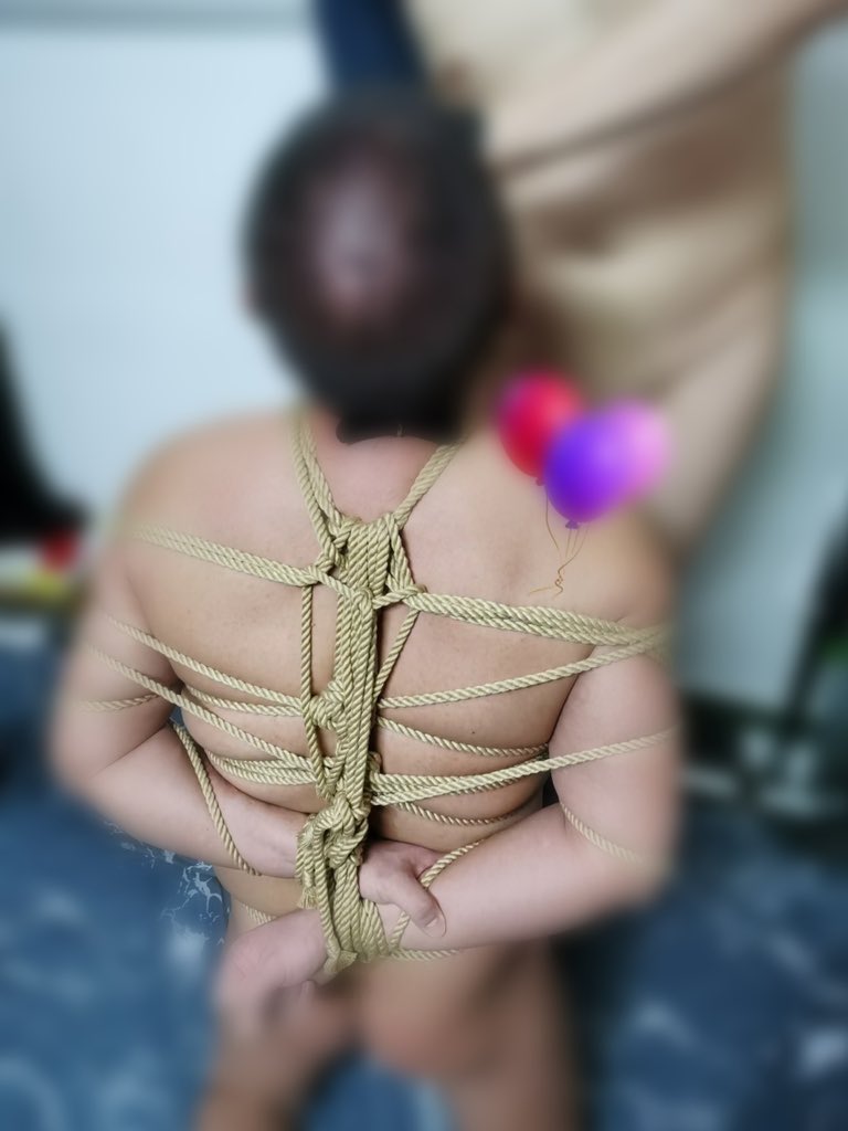 xbqm1623's tweet photo. 粽子节，应个节 https://t.co/3Np1jnx1ZW