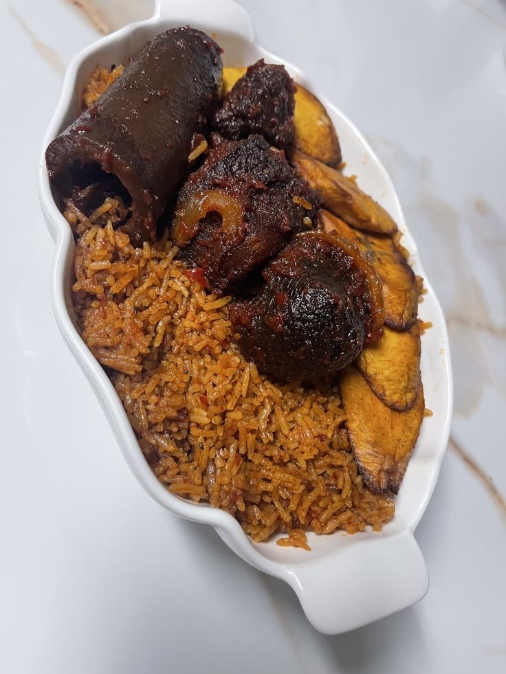 bestieverhad501's tweet photo. If you were to show off ur cooking skills, quote with a food you would make . 🤲🏽🥹 https://t.co/1mML7nXpfF