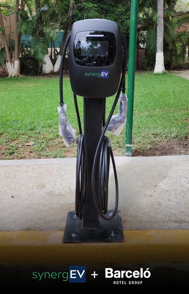 synergEV's tweet photo. We recently completed the installation of a J-200 Dual charger with pedestal mounting at Barceló Huatulco, providing guests with a convenient and reliable way to charge their vehicles during their stay. ⚡🌴

#synergEV #SustainableTourism #EVCharging #BarceloHuatulco https://t.co/UC8FQHnVAz