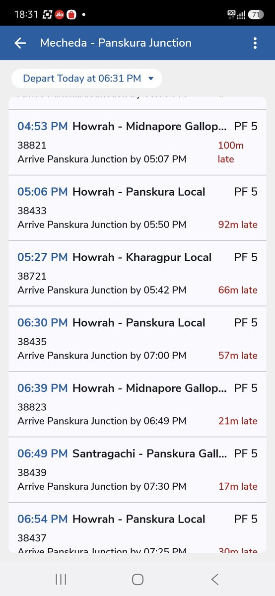 Chandra_Kanta09's tweet photo. @narendramodi @AshwiniVaishnaw @SuvenduWB @RailMinIndia waiting since 5:45pm. Now its 6:32pm. Where is the train? What kind of service is this? Do you call it a service where people have no clue when the train will come? You should value our time.

#poor #service #indianrailway https://t.co/KXnJeR9nQH