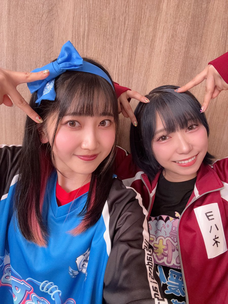 a_yabushima's tweet photo. #リエラ生放送
ありがとうございました！！
情報盛りだくさん！！！！！！
ジャケット、楽曲公開にポップアップ…。
結女体育祭も🏃‍♂️✨️
Liella!は12？13人だった…？？
どんな体育祭になるのか楽しみです🤣
改めて、新情報をチェックしてくださいね〜！
きゃんさん、まゆちさんありがとうございました☺️💖
#lovelive #Liella