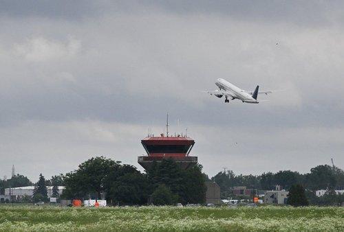 ervenplanning's tweet photo. The St-Hubert airport, one of Canada's oldest aviation hubs, has been rebranded to Montreal Metropolitan Airport, renovated and expanded with flights to 11 Canadian destinations, including Vancouver, Calgary, Edmonton and Toronto. https://t.co/Cr2SwIs0wu https://t.co/SJfYC58kkf