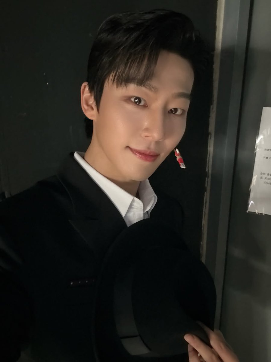 sundubuS2's tweet photo. 🛳️🌊 탬사내💕 https://t.co/pdUNpkjwIe