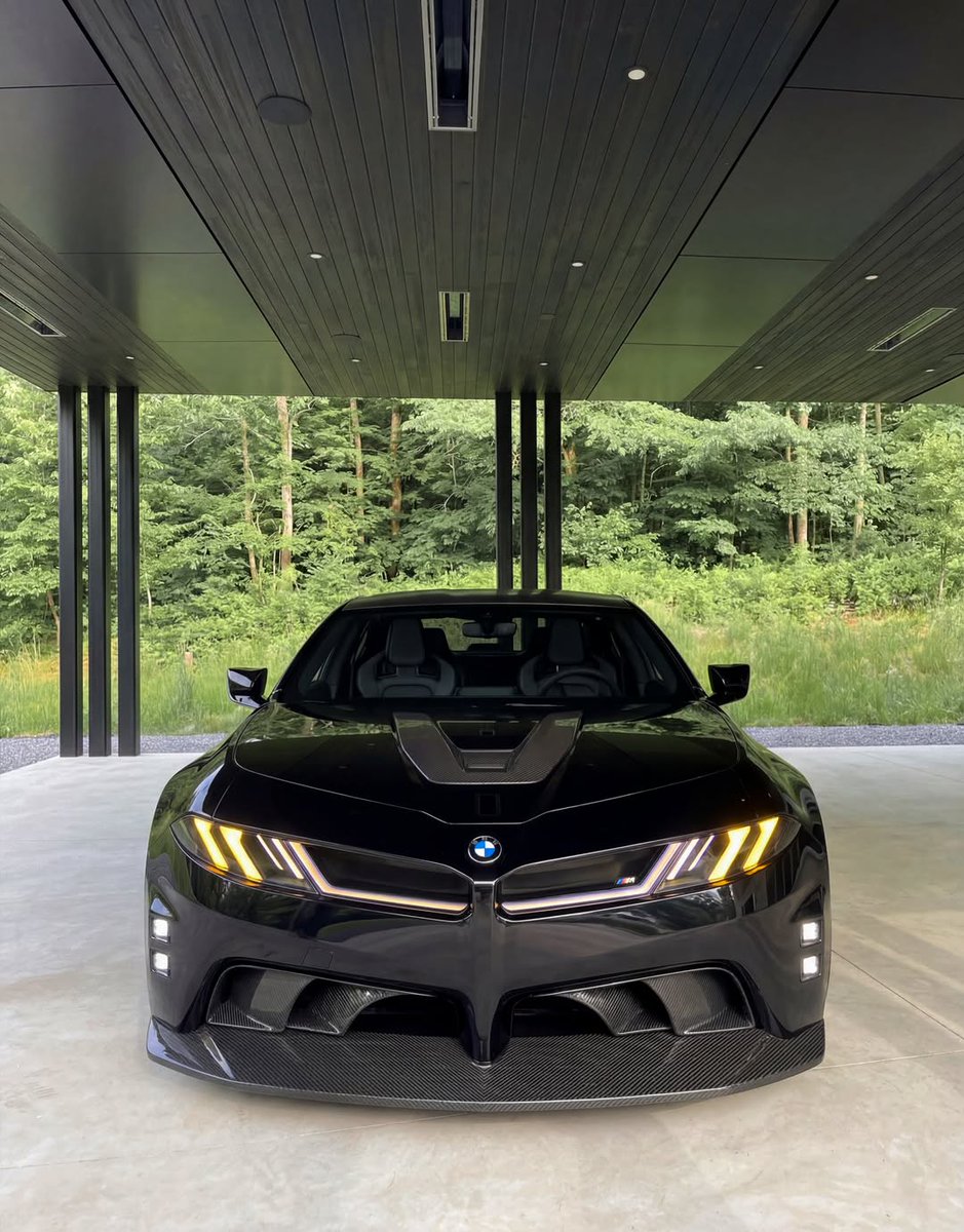 AsphaltAura's tweet photo. BMW Neue Klasse M3 https://t.co/wA7DAe7NSI