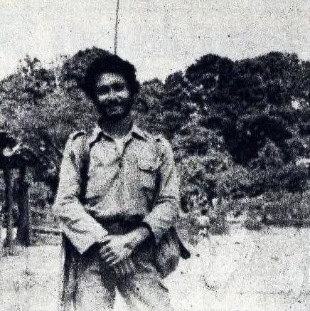 Juramos_vencer's tweet photo. #LosCompas #UNDÍACOMOHOY 19 de junio de 1951, nació nuestro compañero, Carlos Francisco Aragón Cabrera "TAMBA" "Comandante Sebastián" 👏👏👏

Primer jefe de las Fuerzas Especiales de nuestras gloriosas FPL-FMLN, Frente Norte "Apolinario Serrano

COMPLETO👇
https://t.co/qYXyAk9uzD https://t.co/DlF9M1HZEW