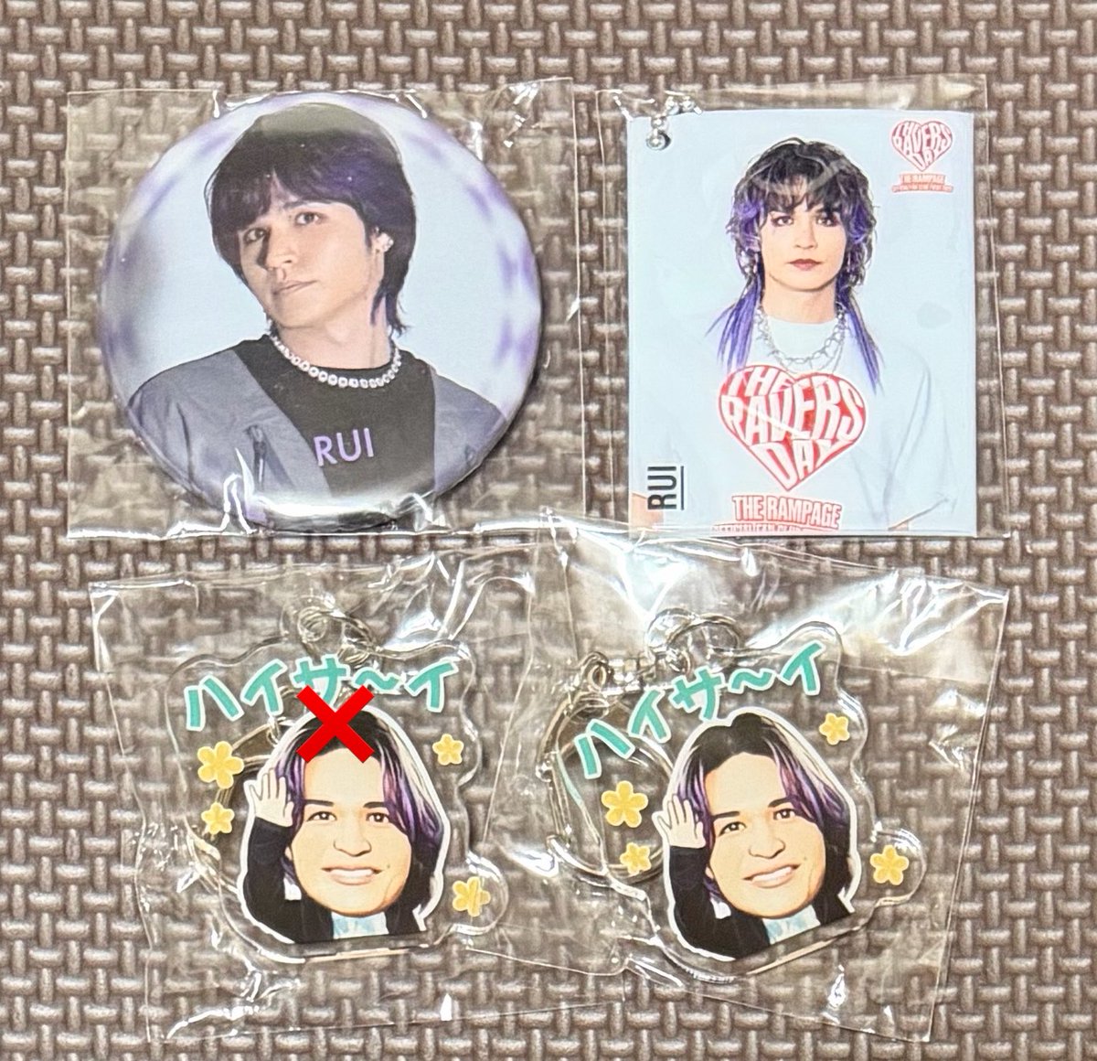 ccc_qy's tweet photo. @1 THE RAMPAGE ランペ (R)MPG MA55IVE 交換 アクスタ トレカ 会場ガチャ

求→買取 > リプ欄、他
       鈴木昂秀

譲→LIKIYA 陣 神谷健太 与那嶺瑠唯

6/20.21福井 > 郵送
お気軽にお声掛けください🙇‍♀️ https://t.co/F0MXwf5lT8