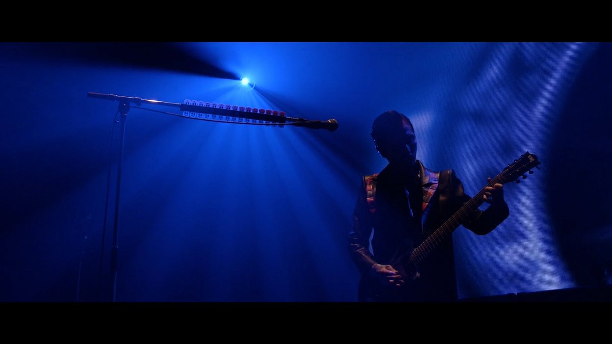 DIRENGREY_JP's tweet photo. 📺YouTube Premiering Now!!

DIR EN GREY LIVESTREAM 5 DAYS
-YouTube Exclusive Setlist by Members-
2026.06.19 [DAY1] 京

M14. 絶縁体

https://t.co/hCOGzB7Pps

#DIRENGREY5DAYS #MORTALDOWNER https://t.co/Ib7xr31nY8