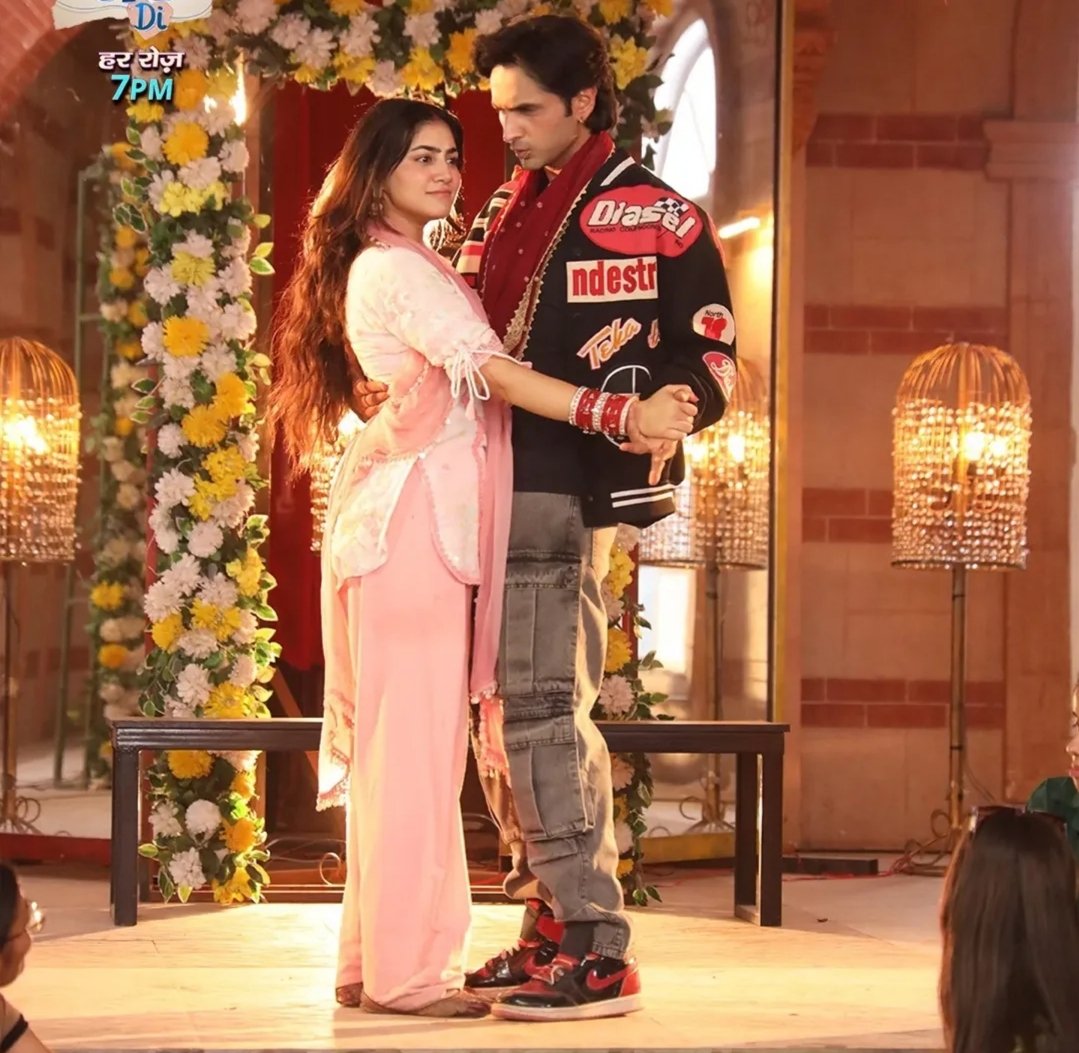 humerahbhat's tweet photo. #TuJulietJattDi don't let this show end yet,it feels like the story has only just started and I am not ready to say goodbye there are still so many memories to make so many moments to cherish.Hoping this show gets the trps and love it deserves
#tjjd #SyedRazaAhmed  #JasmeetKaur https://t.co/1WifmTK48v