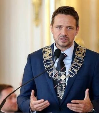 BratWodza's tweet photo. Jeszcze jeden ! Jeszcze jeden ! https://t.co/i7Rev7kaY0