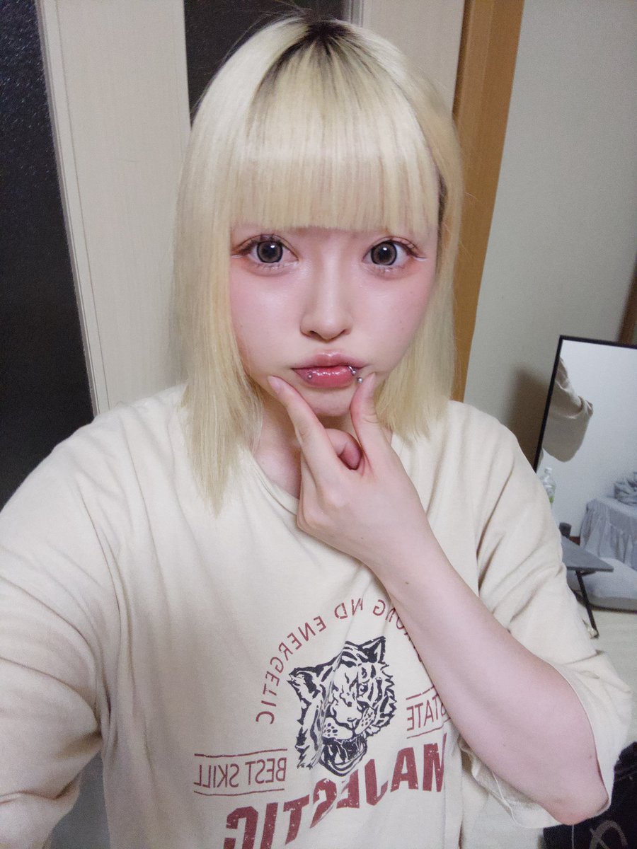 issyounemuru's tweet photo. カメラ変えてみた！どう？ https://t.co/lLXPvkRwkP