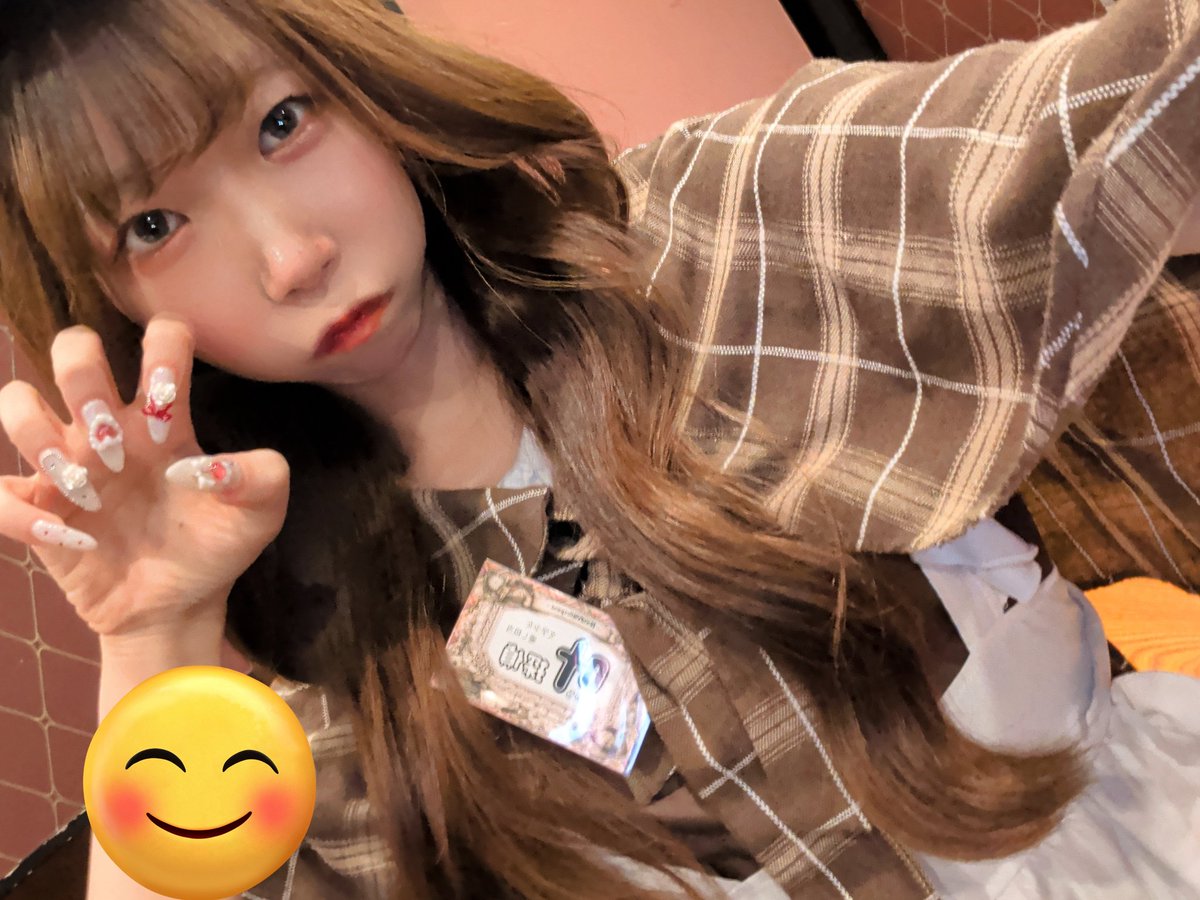 kanou_request's tweet photo. どうしても爪をアピールしたかった　だいぶ可愛さマシマシの爪になった‼️‼️‼️‼️可愛いでしょ⁉️⁉️⁉️ https://t.co/9gjQ6w8Qbv