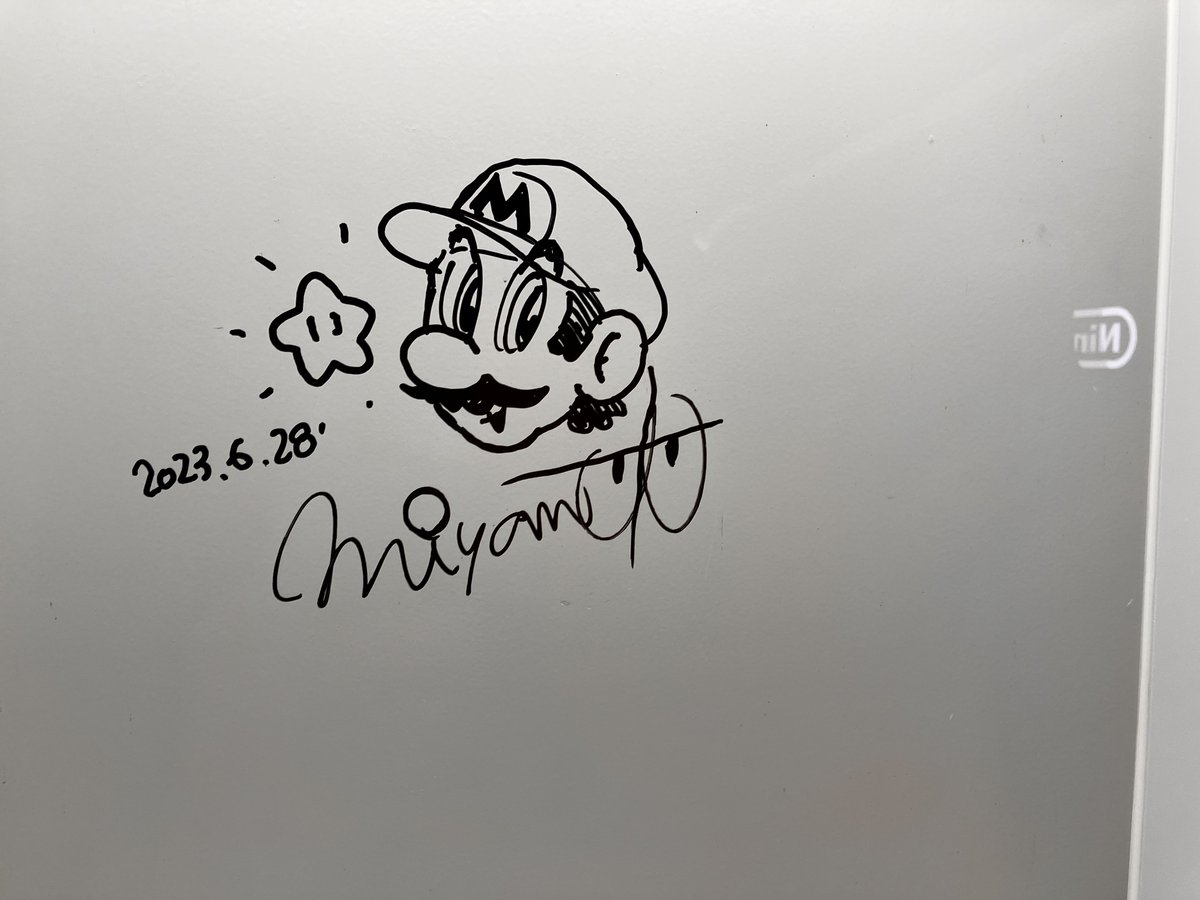 hamuko11029's tweet photo. ニンテンドーミュージアム🎮
私が人生初のゲームのイベントに行ったのが福岡の"小倉"で開催されたDSのイベントで、その時にもらったマリオ像と一緒に京都の"小倉"に行く…っていう素敵な体験を、40周年の節目を迎える中でできたのがすごく嬉しかったな☺️✨

100年先までBダッシュし続けて欲しいよ https://t.co/sjZW8JLp8d