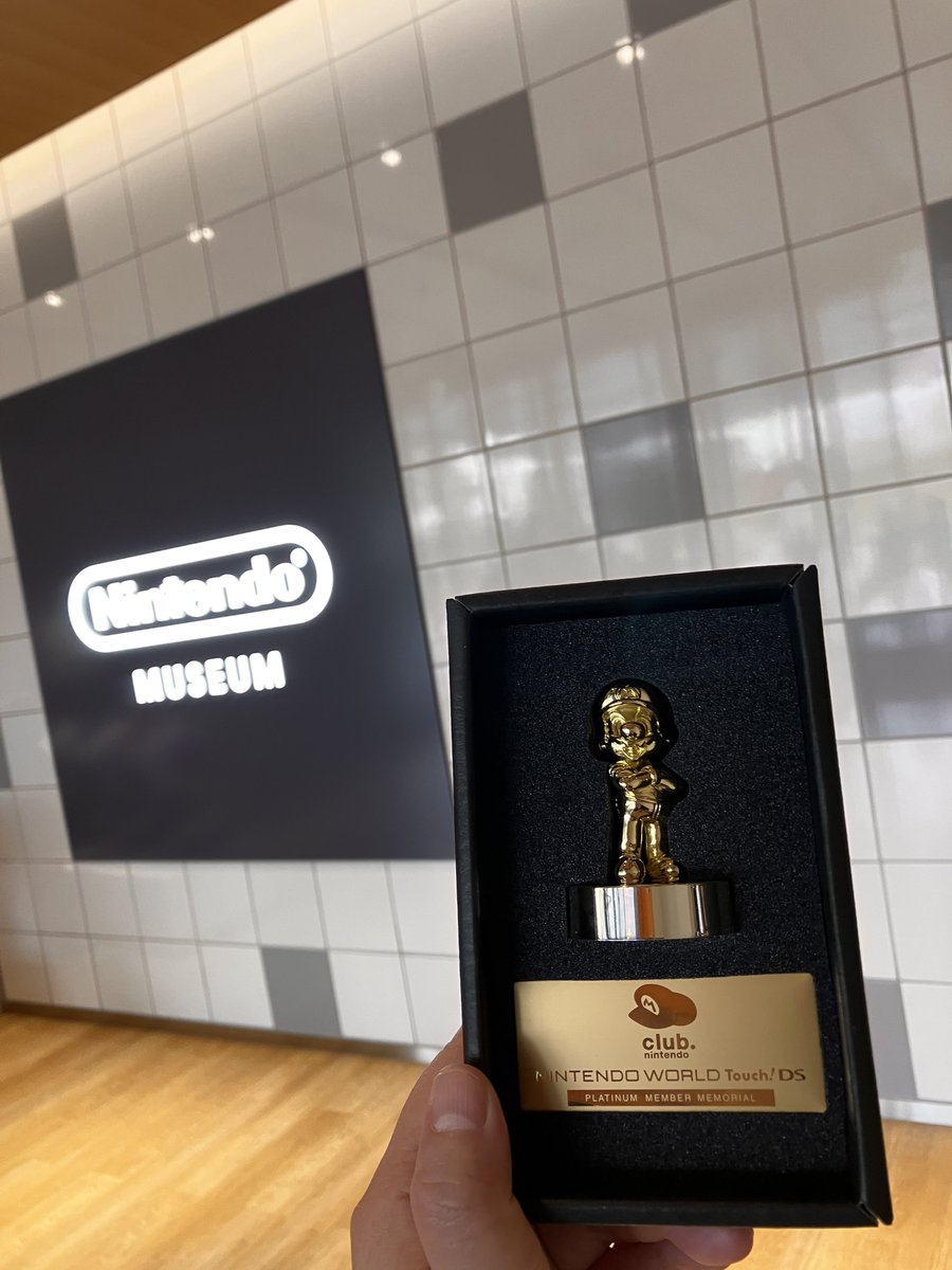 hamuko11029's tweet photo. ニンテンドーミュージアム🎮
私が人生初のゲームのイベントに行ったのが福岡の"小倉"で開催されたDSのイベントで、その時にもらったマリオ像と一緒に京都の"小倉"に行く…っていう素敵な体験を、40周年の節目を迎える中でできたのがすごく嬉しかったな☺️✨

100年先までBダッシュし続けて欲しいよ https://t.co/sjZW8JLp8d